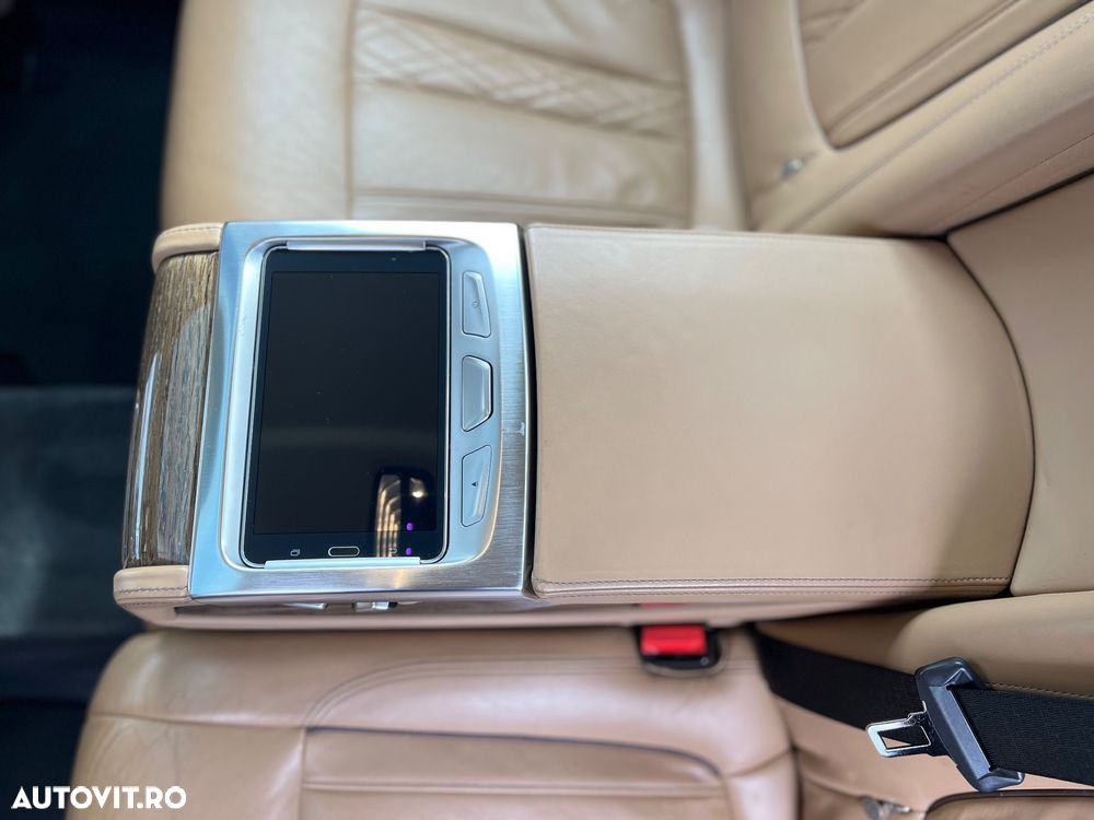 BMW Seria 7 730d xDrive - 24