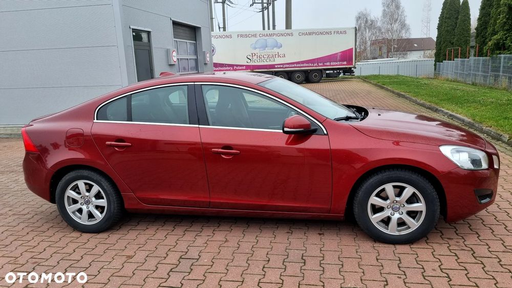 Volvo S60 D3 Geartronic Momentum - 3