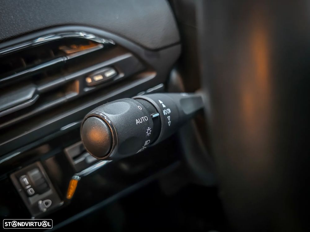 Citroën C4 Spacetourer BlueHDi 130 Stop&Start EAT8 SELECTION - 27