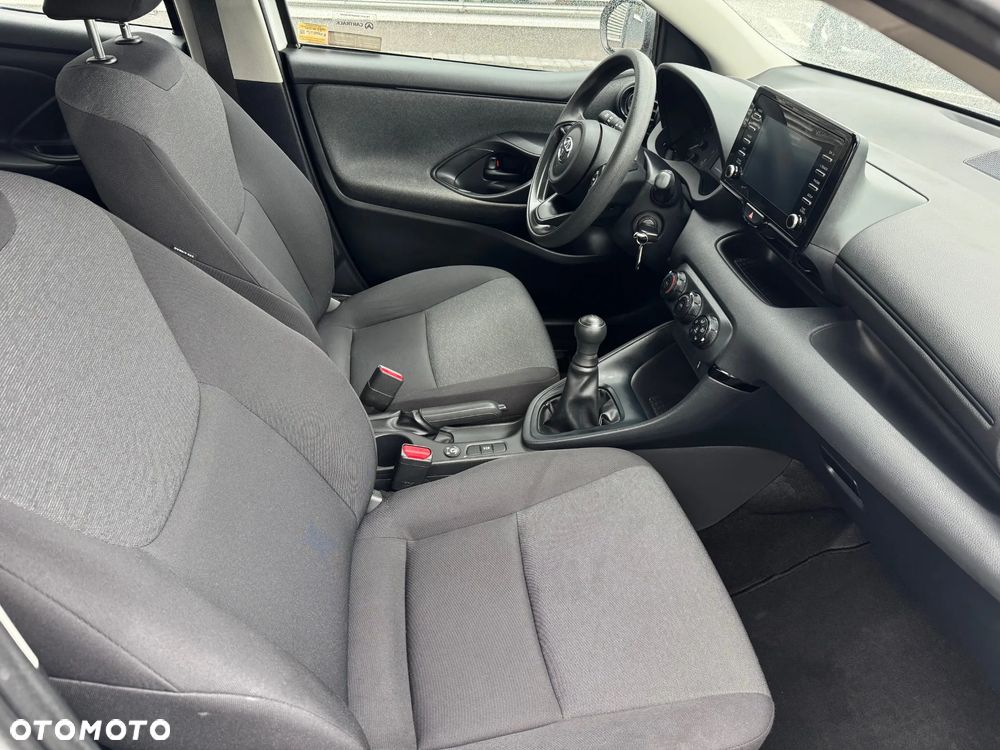 Toyota Yaris 1.0 Active - 10