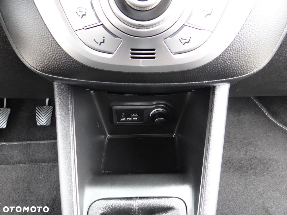 Hyundai ix20 1.4 blue Comfort - 29