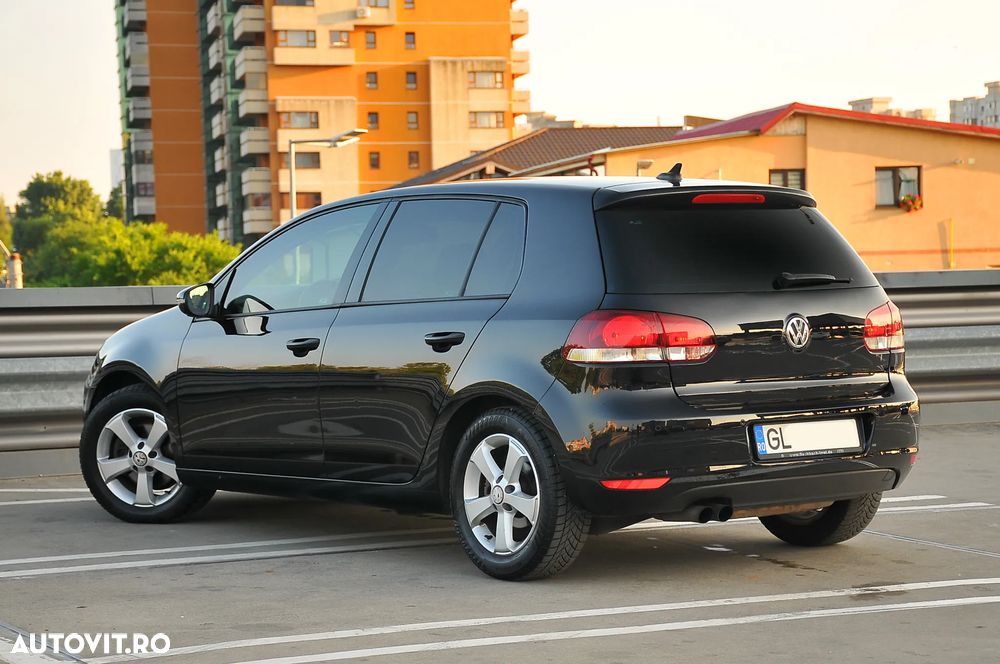 Volkswagen Golf 2.0 TDI DPF Trendline - 3