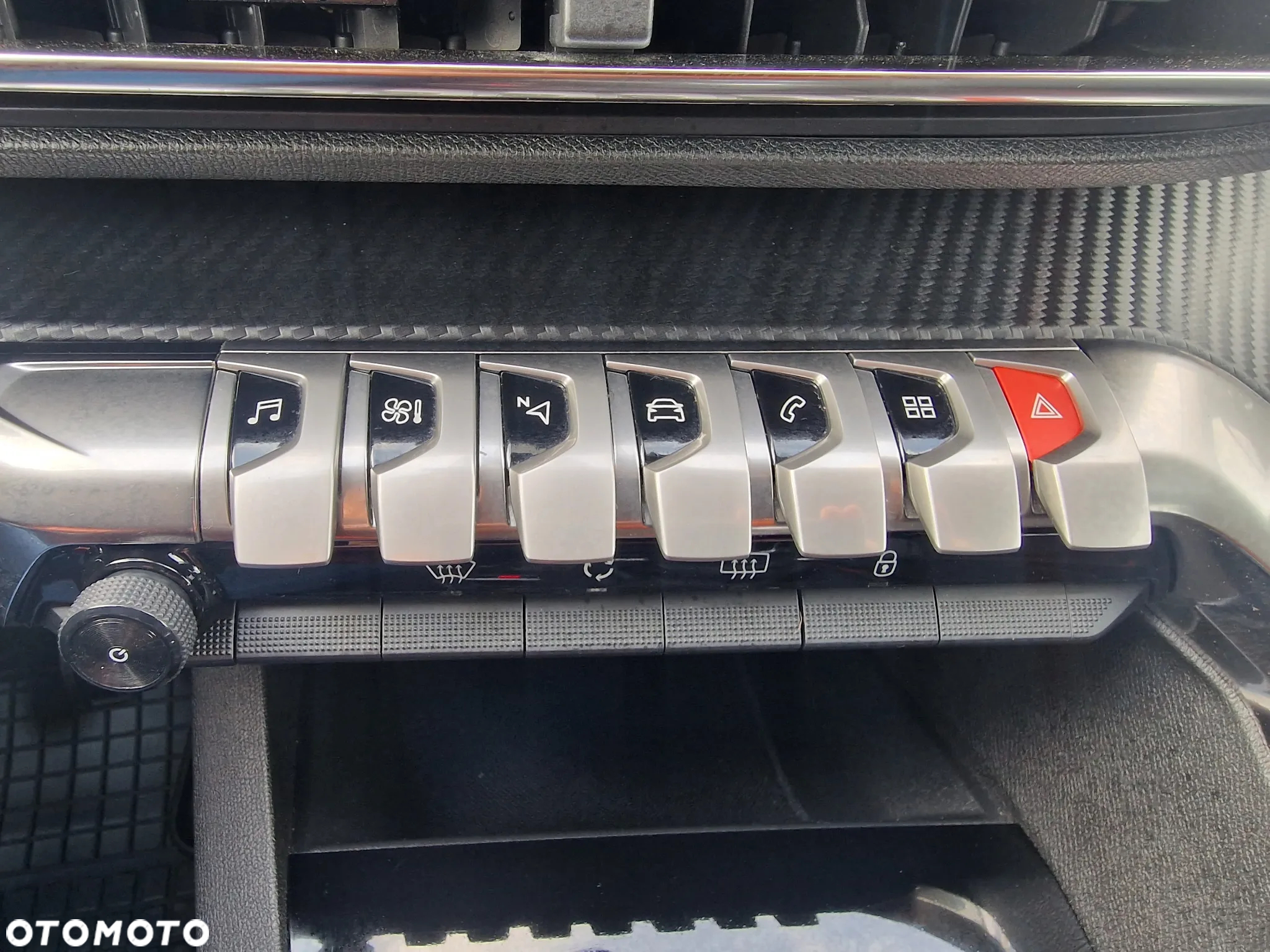 Peugeot 3008 PureTech 130 Stop & Start GPF Allure - 21