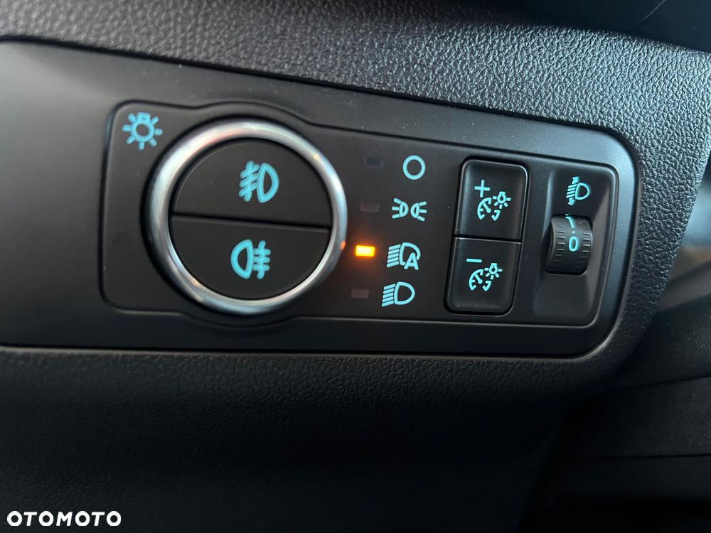 Ford Kuga 1.5 EcoBoost COOL&CONNECT - 27