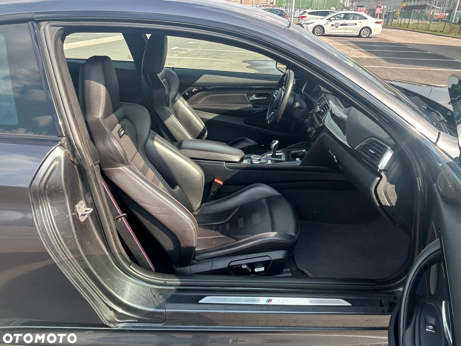 BMW M4 Coupe DKG - 25