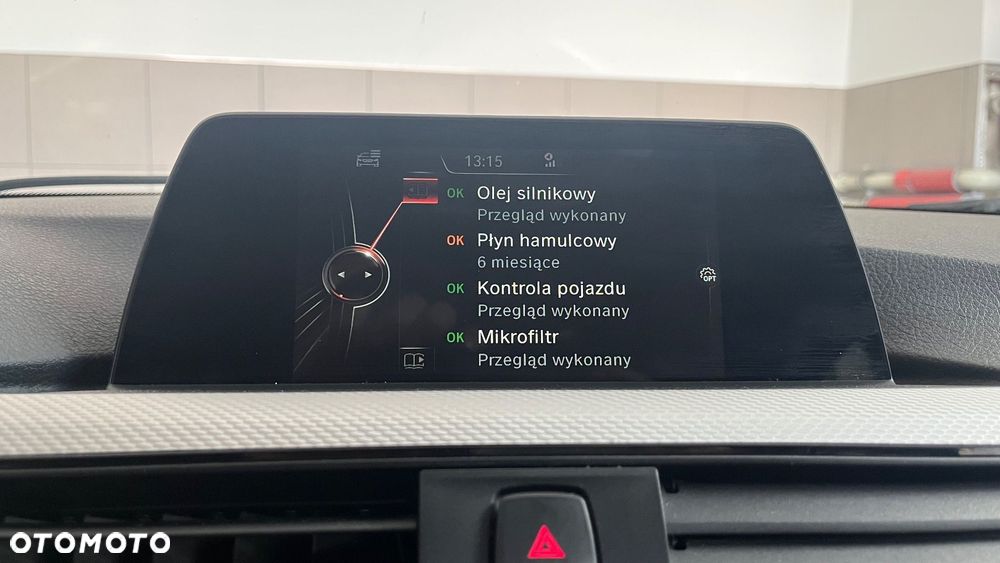 BMW Seria 3 318i M Sport - 26