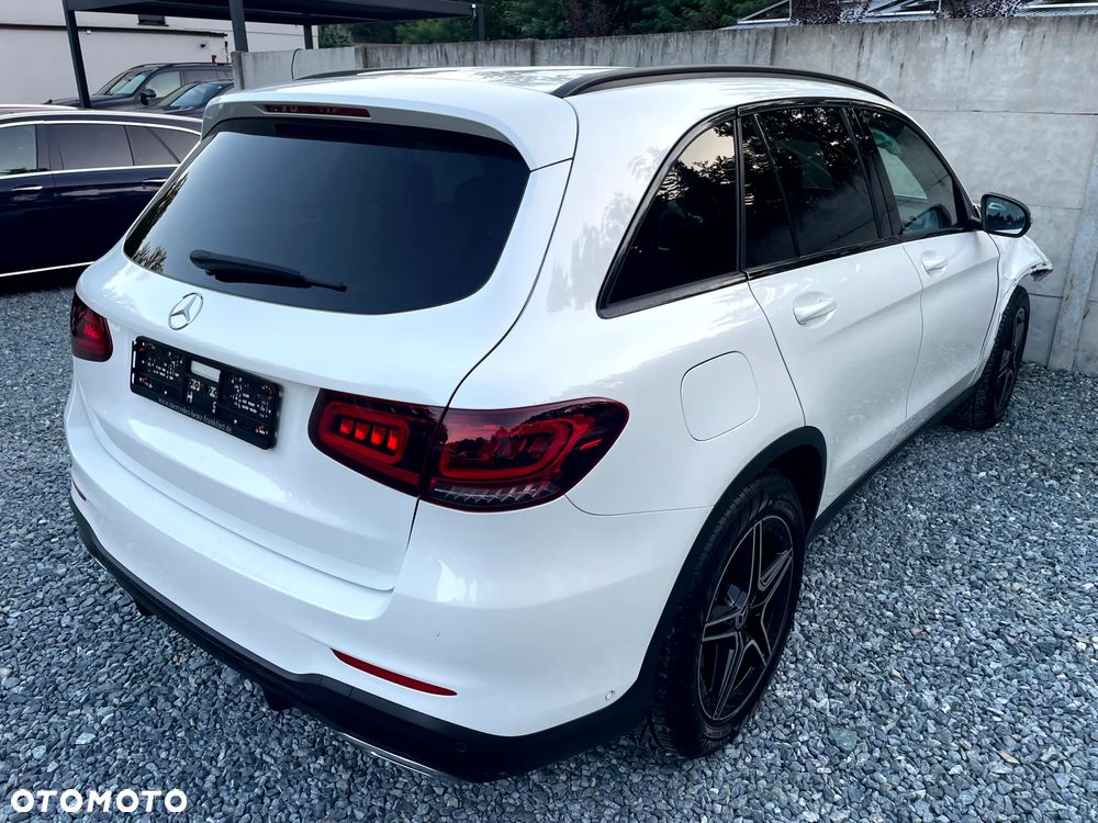 Mercedes-Benz GLC 220 d 4Matic 9G-TRONIC AMG Line - 7