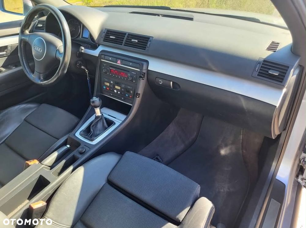 Audi A4 Avant 1.8 T - 5