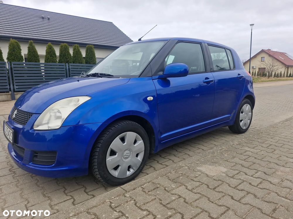 Suzuki Swift 1.3 Sakura - 4