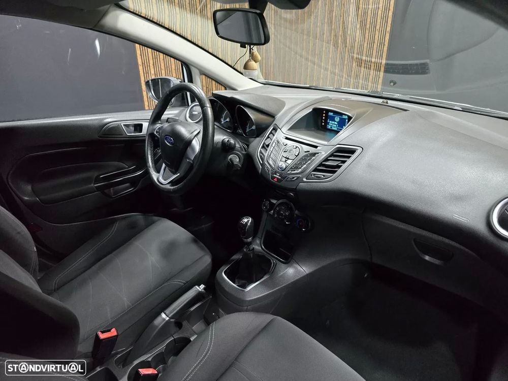 Ford Fiesta 1.5 TDCi Titanium - 10