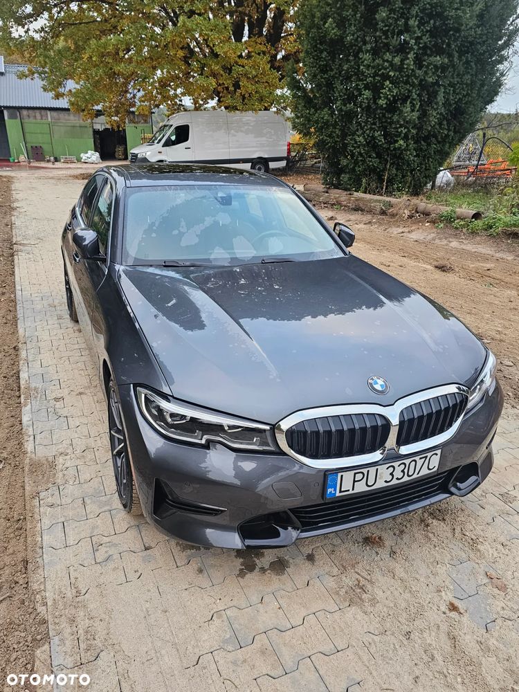 BMW Seria 3 330e PHEV xDrive sport - 3