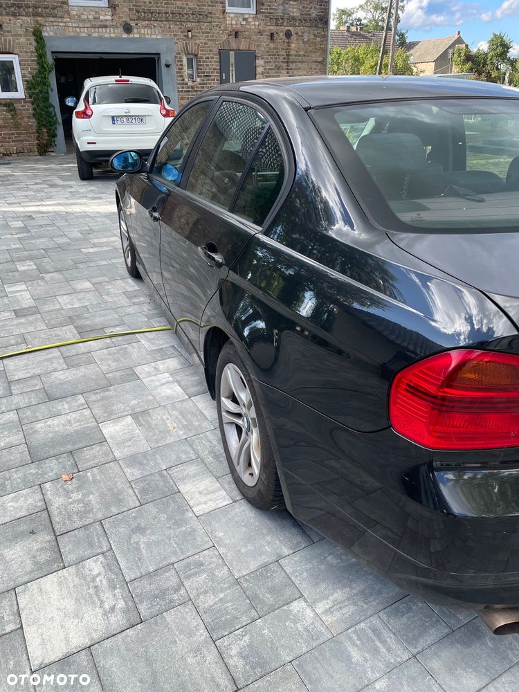 BMW Seria 3 320i - 7