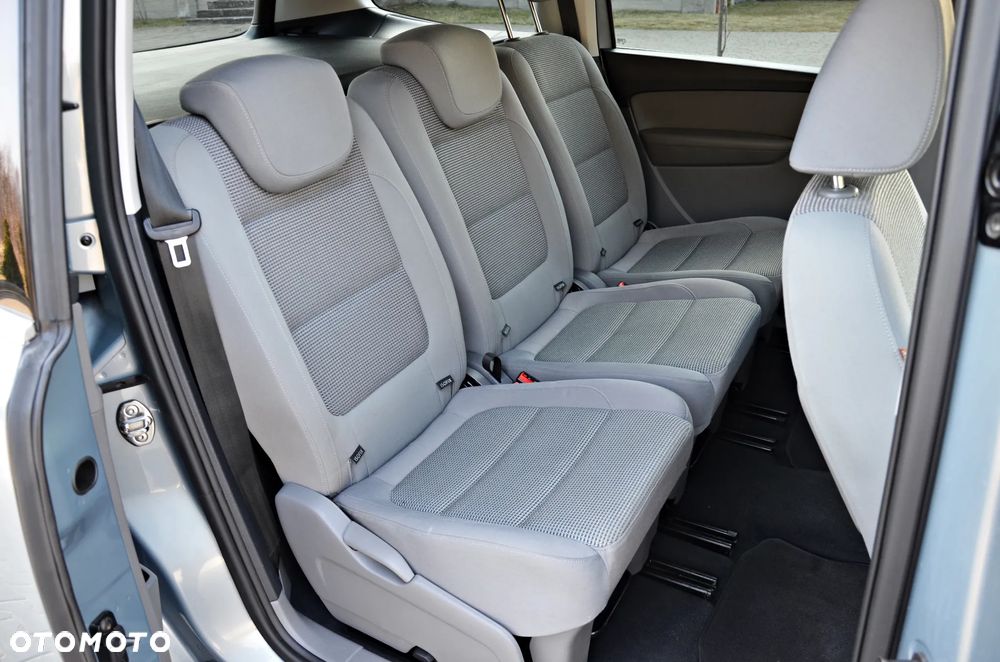 Volkswagen Sharan - 36