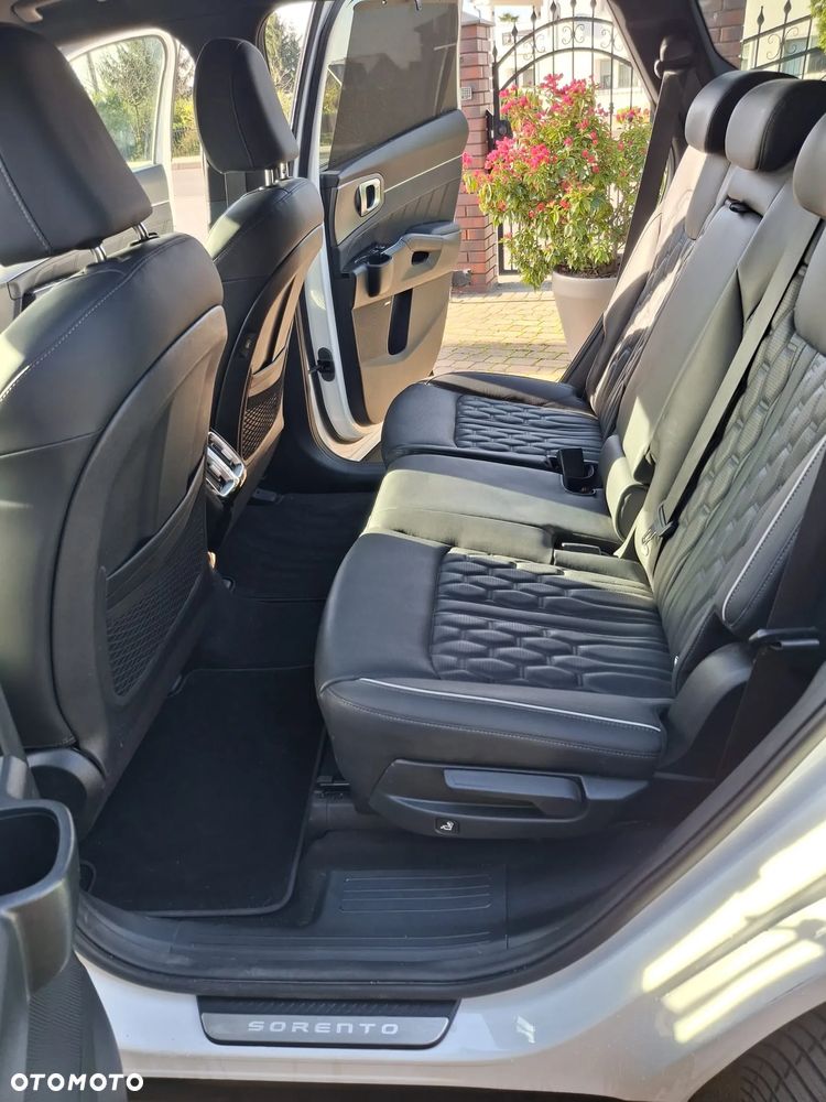 Kia Sorento 1.6T-GDI PHEV AWD OPF Plug&Ride - 36