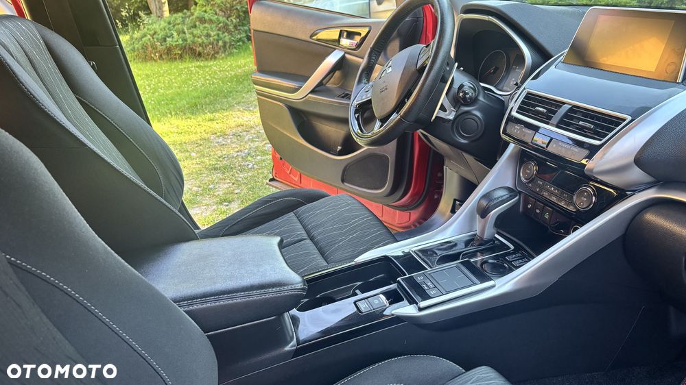 Mitsubishi Eclipse Cross 1.5 T Intense Plus CVT - 29