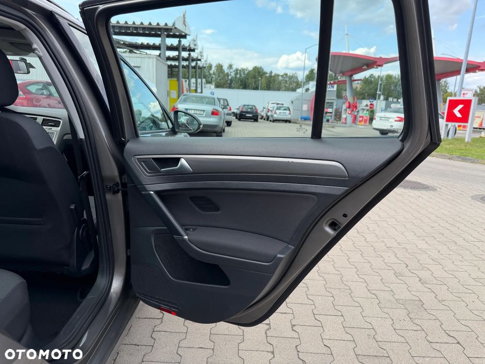 Volkswagen Golf 1.6 TDI Comfortline - 16