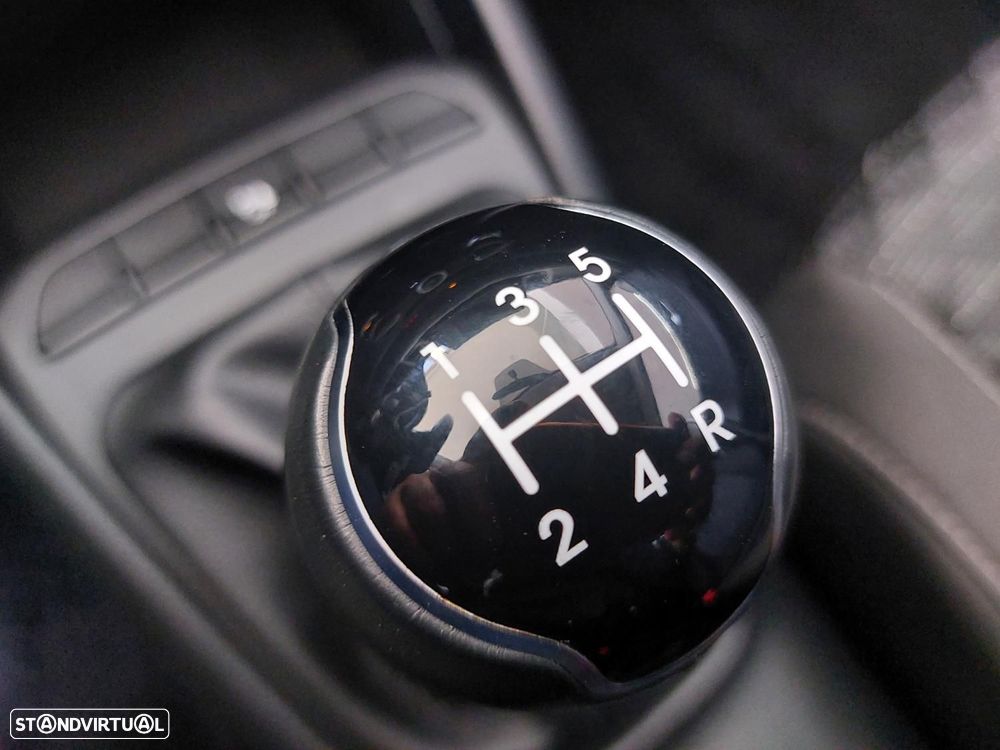 Kia Rio 1.2 CVVT Dynamic - 33