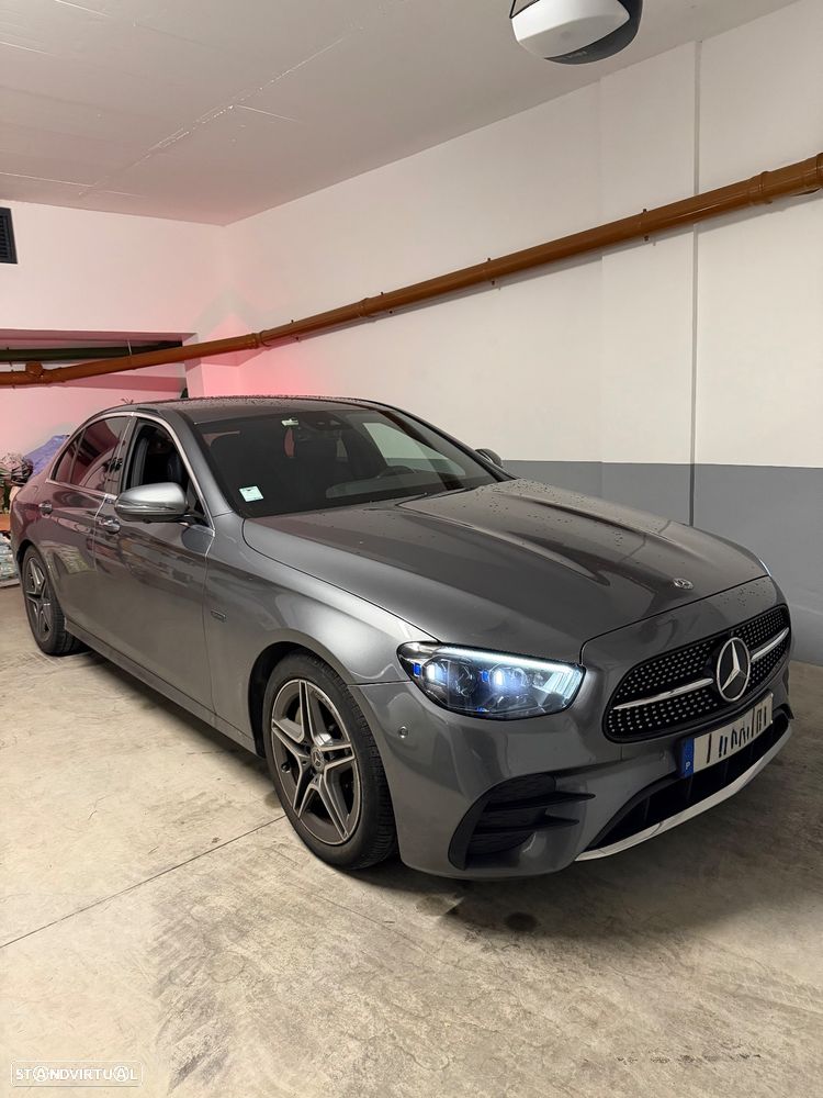 Mercedes-Benz E 300 de AMG Line - 3