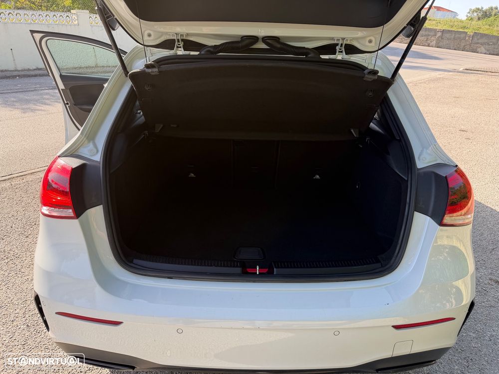 Mercedes-Benz A 250 e AMG Line - 14