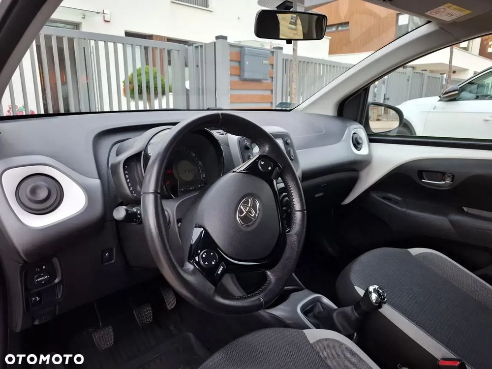 Toyota Aygo 1.0 VVT-i Color Edition - 26