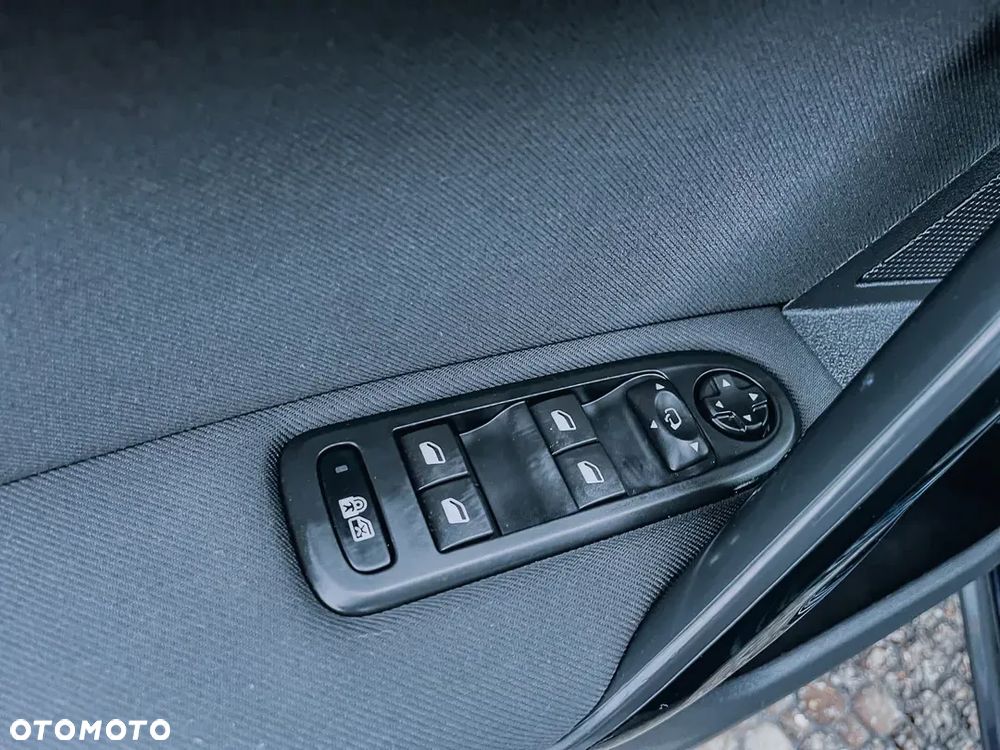 Peugeot 508 1.6 BlueHDi Active S&S - 16