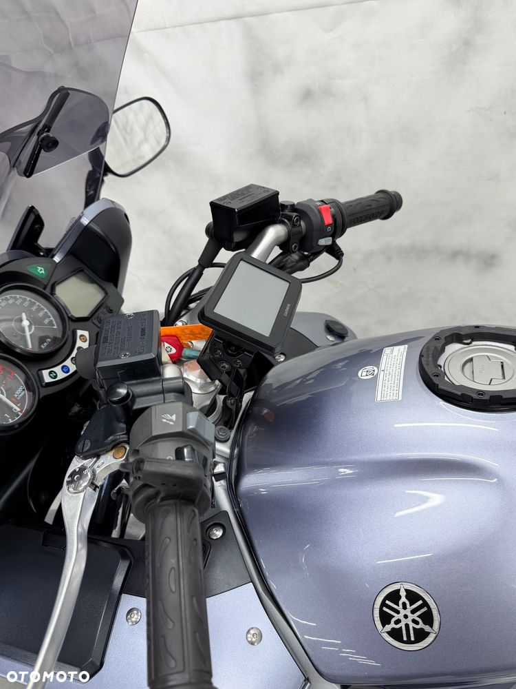 Yamaha FJR - 12