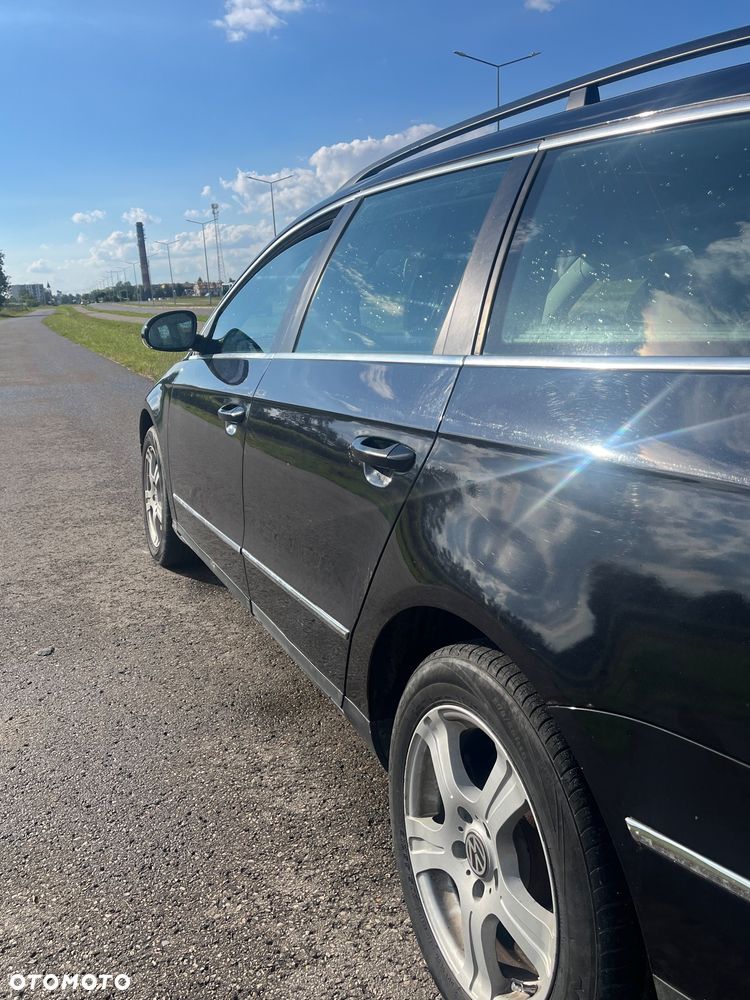 Volkswagen Passat 1.9 TDI Comfortline - 5