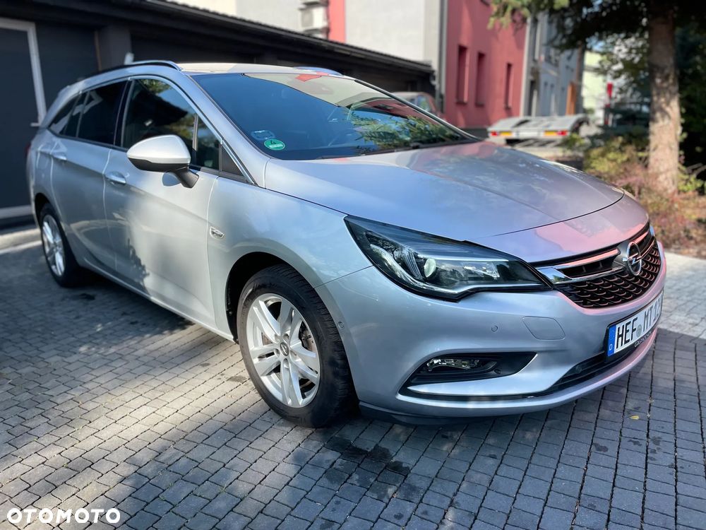 Opel Astra 1.4 Turbo Sports Tourer Innovation - 1