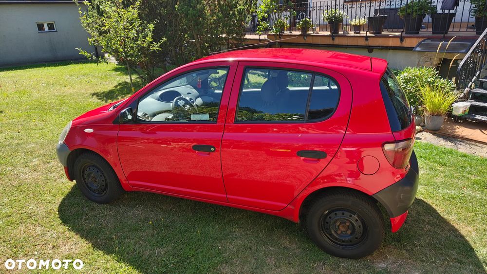 Toyota Yaris 1.0 Terra - 1