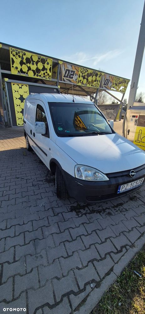 Opel Combo Tour - 2