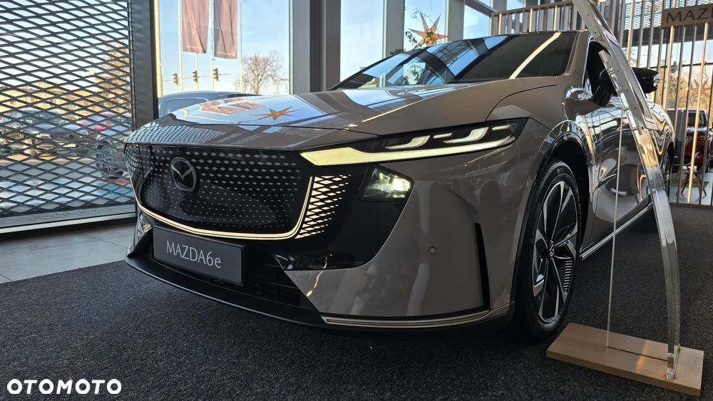 Mazda 6e 68.8kWh Takumi - 4