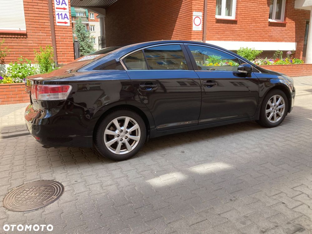 Toyota Avensis 2.0 Sol plus - 5