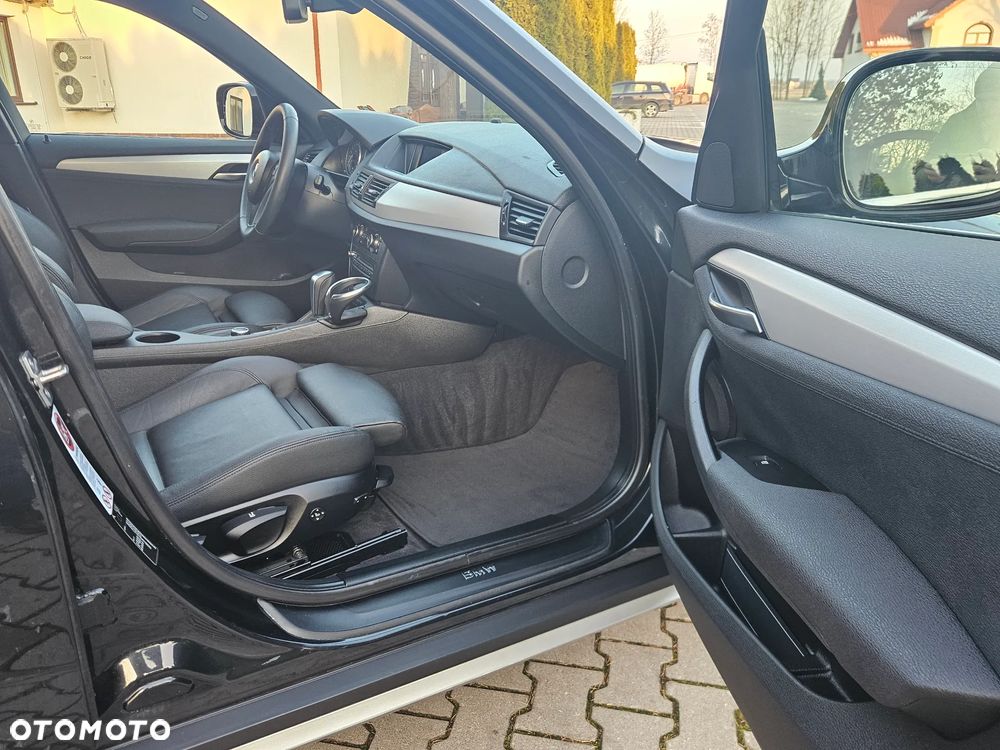 BMW X1 sDrive18i - 28