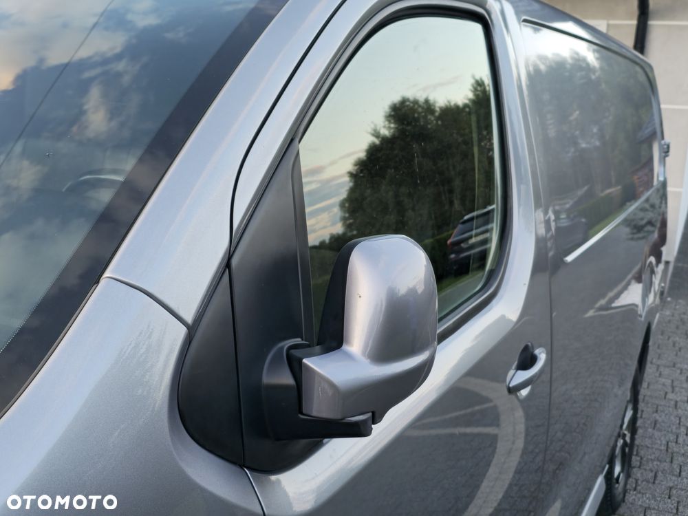 Opel Vivaro 2.0 CDTI Long 3,1t Enjoy (bryg.) - 28