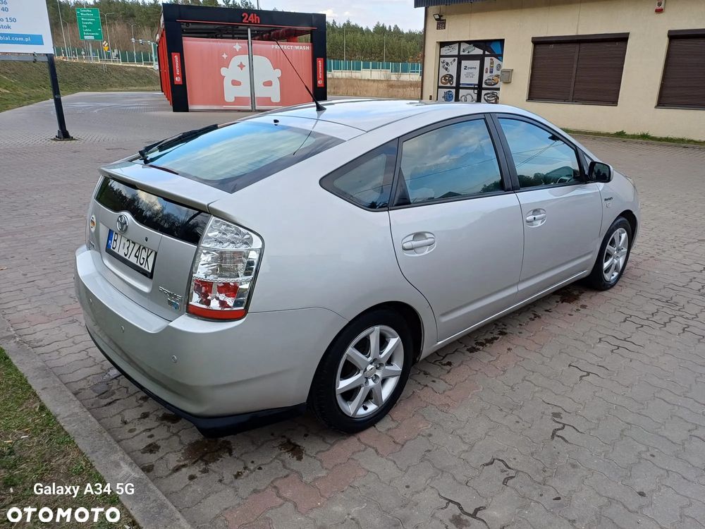 Toyota Prius - 6