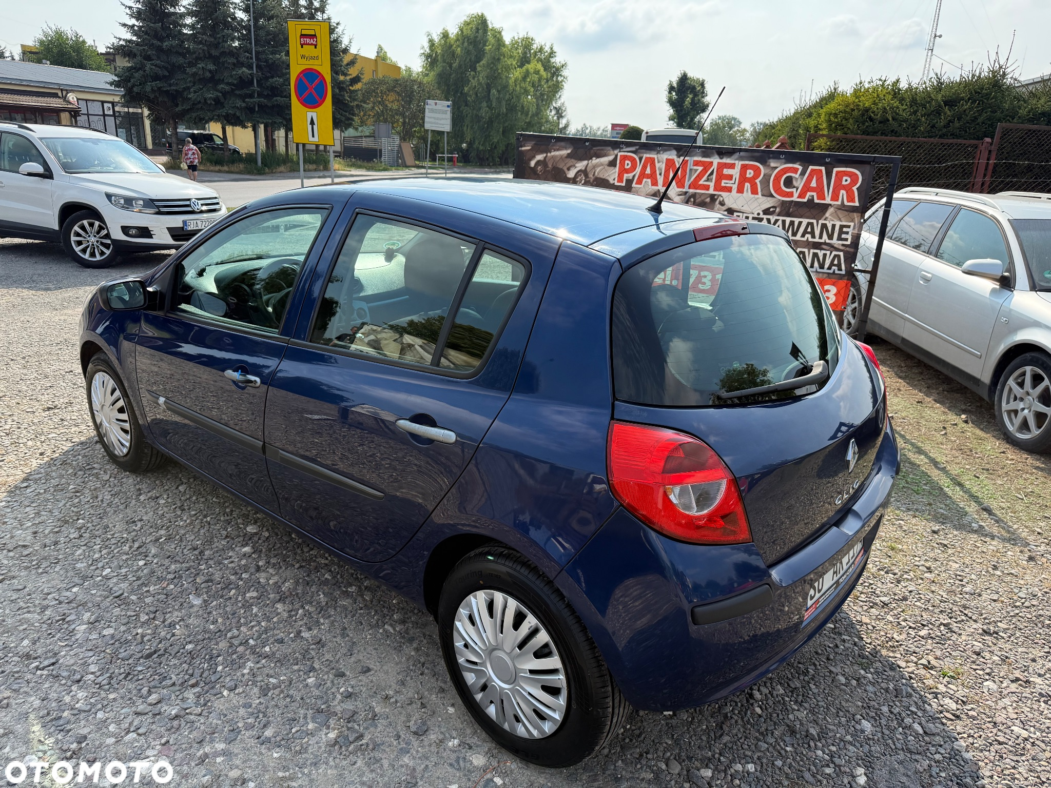 Renault Clio - 17