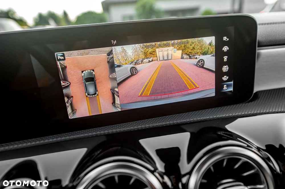 Mercedes-Benz Klasa A 250 4Matic 7G-DCT AMG Line - 31