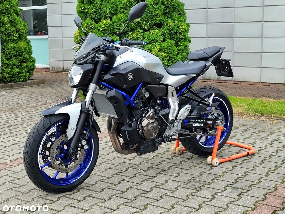Yamaha MT - 20