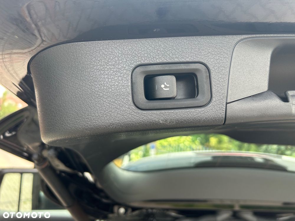 Mercedes-Benz GLB 200 d 4-Matic Progressive 8G-DCT - 15