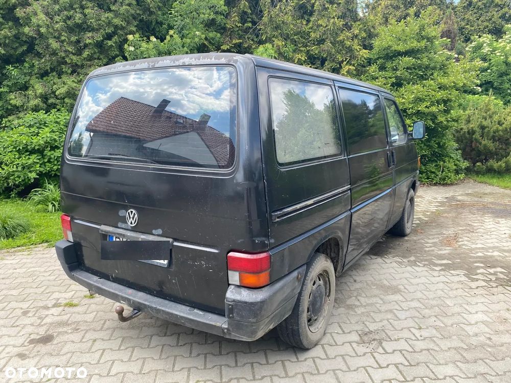 Volkswagen Transporter - 4