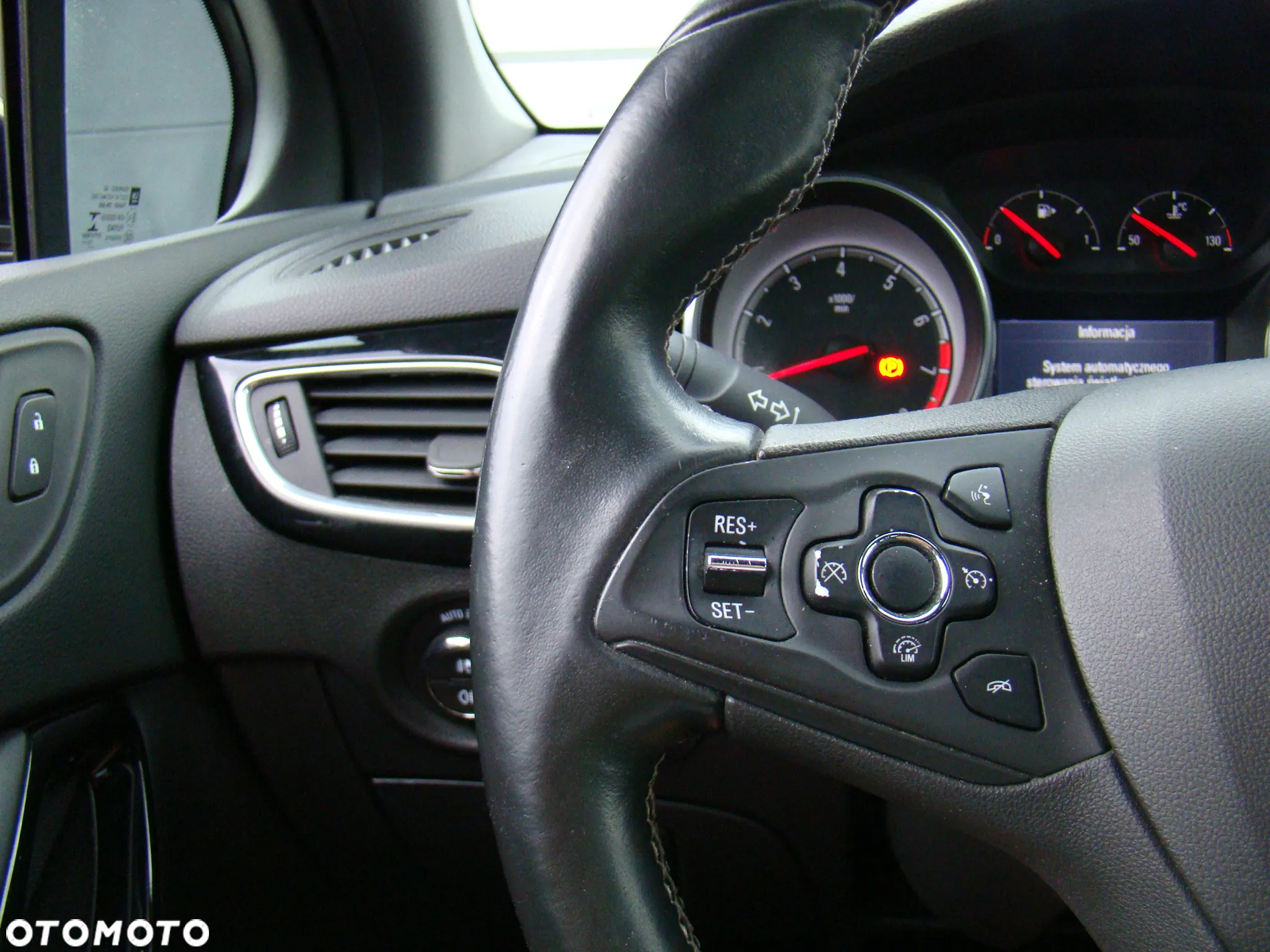 Opel Astra 1.4 Turbo Dynamic - 23