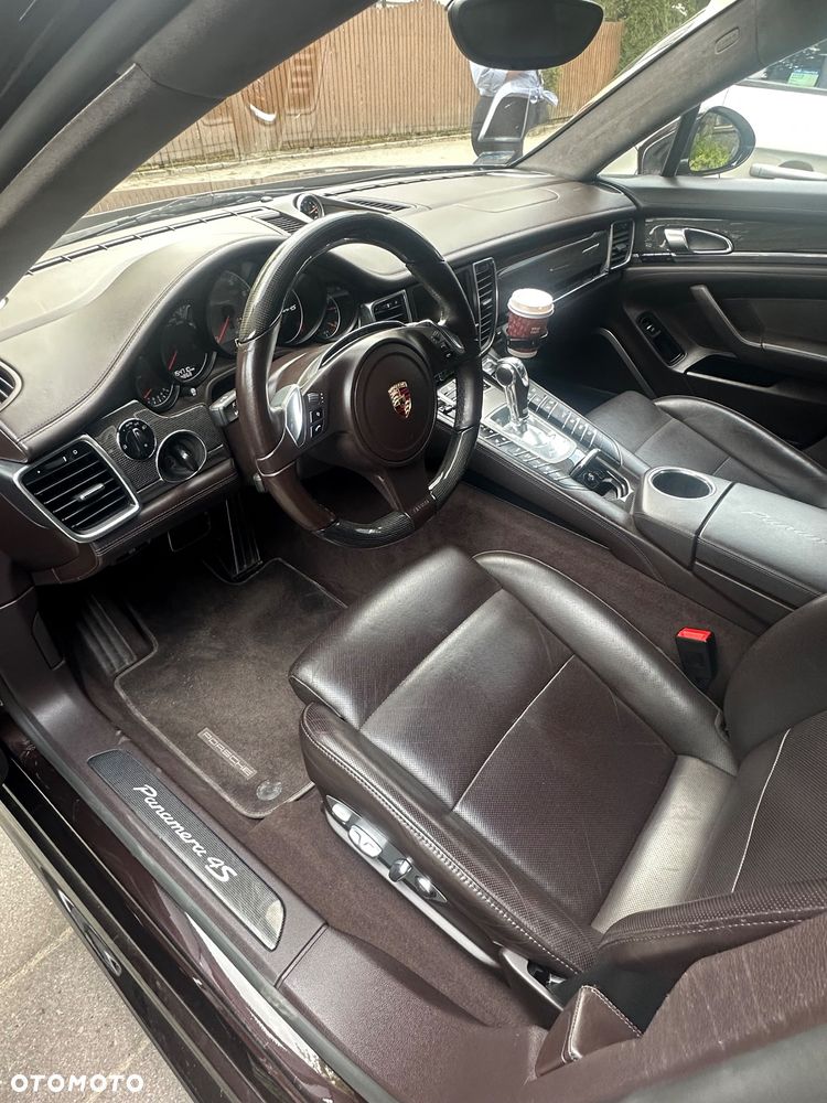 Porsche Panamera 4S PDK - 9