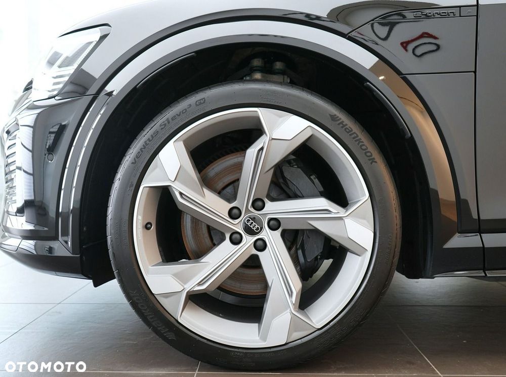 Audi SQ8 e-tron - 8