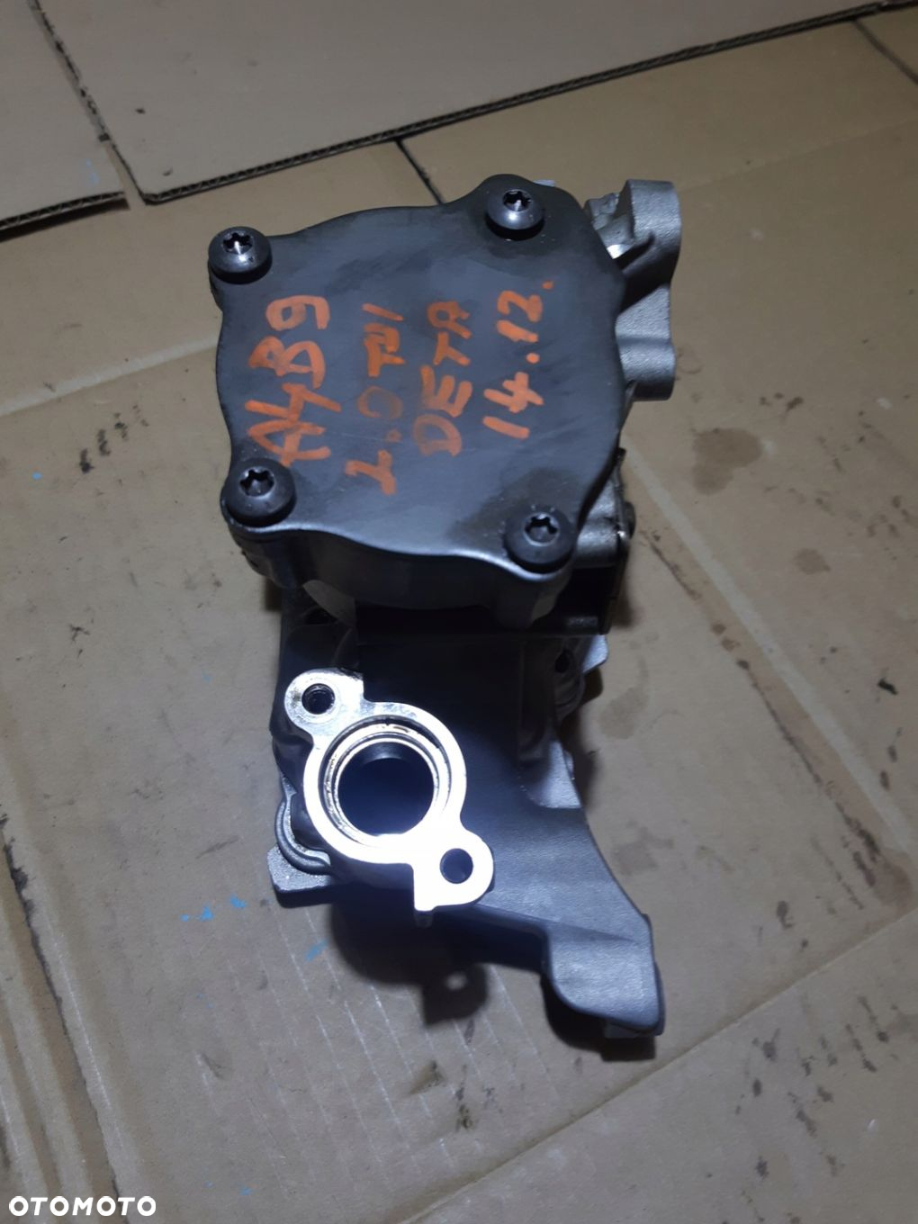 AUDI A4 B9 A5 F5 8W 2.0 TDI POMPA OLEJU 04L145208AA - 7