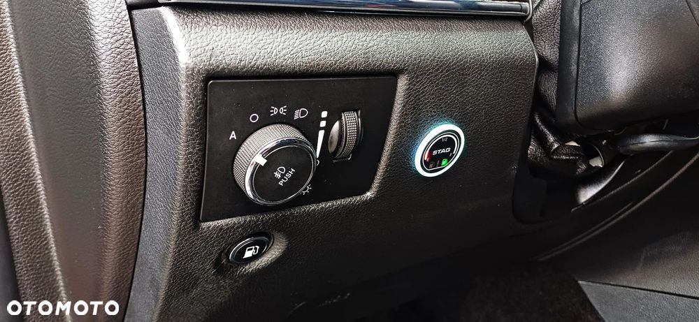 Jeep Grand Cherokee - 20