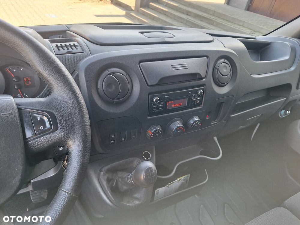 Renault Master - 22