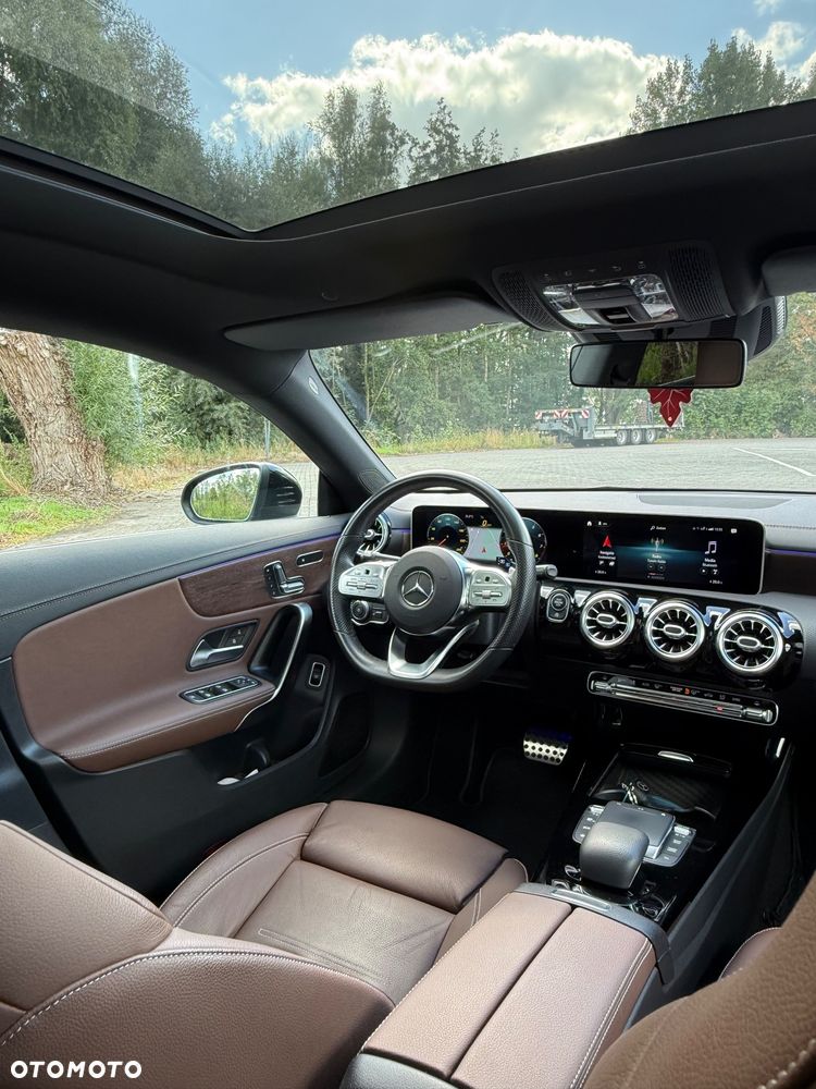 Mercedes-Benz CLA 200 AMG Line 7G-DCT - 14
