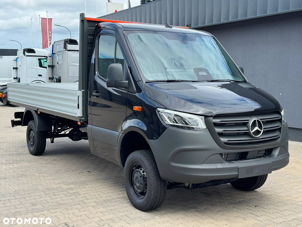 Mercedes-Benz Sprinter - 4