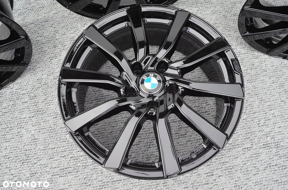 Felgi 8x18 BMW 5x120 e46 e90 e92 f30 f31 f32 f20 e83 f25 e87 e84 f10 f07 - 2
