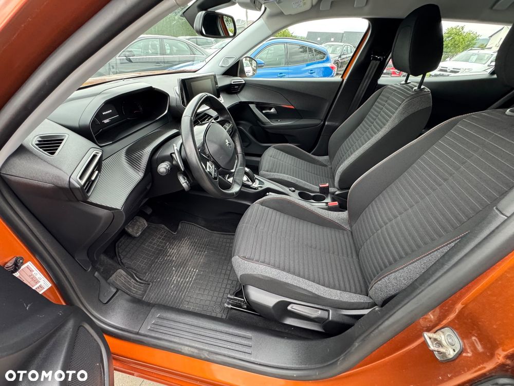 Peugeot 2008 1.2 PureTech Active S&S EAT8 - 14